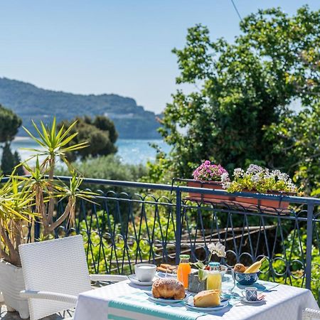 Gli Archi Sul Mare Bed & Breakfast Gaeta Bagian luar foto
