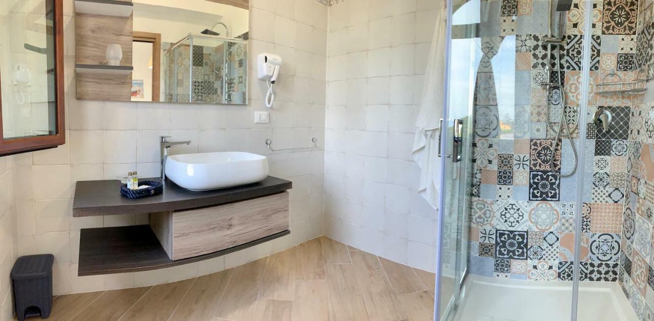 Gli Archi Sul Mare Bed & Breakfast Gaeta Bagian luar foto