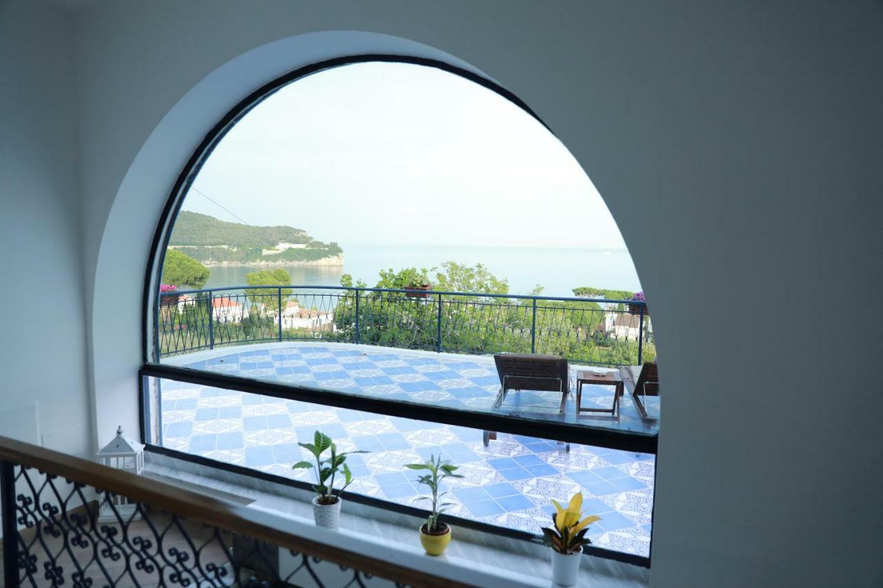 Gli Archi Sul Mare Bed & Breakfast Gaeta Bagian luar foto
